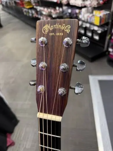 2006 Martin Guitars - D-28 2